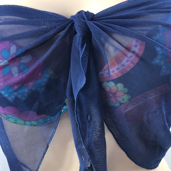 Zuliana Short Sarong Made in USA - Picture 2 of 5